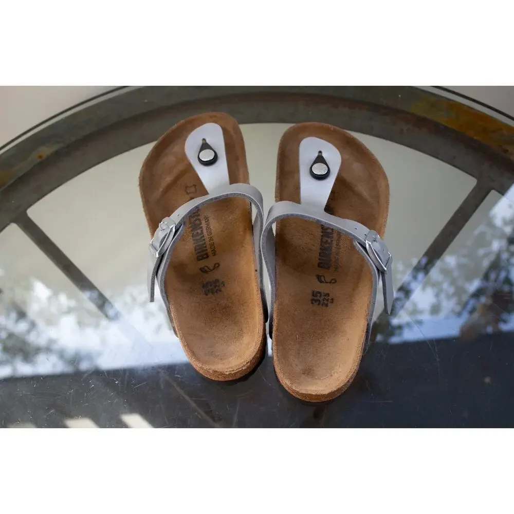 NEW‎ Birkenstock Gizeh Silver Thong Sandals Metallic Womens Size EU 35 / L 4 US